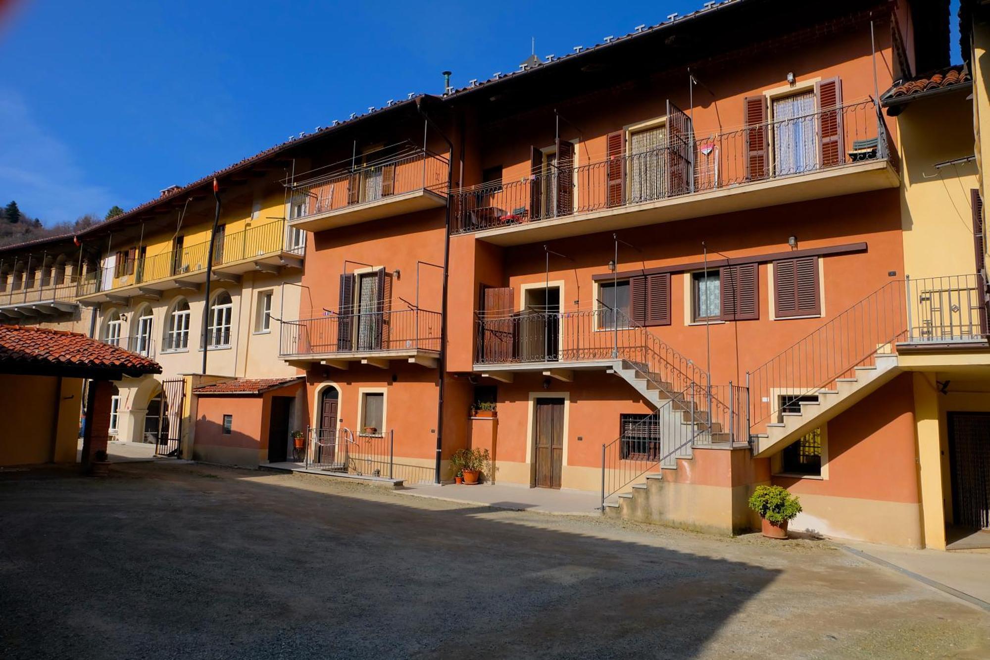 La Ghiacciaia Aparthotel Verzuolo Exteriör bild